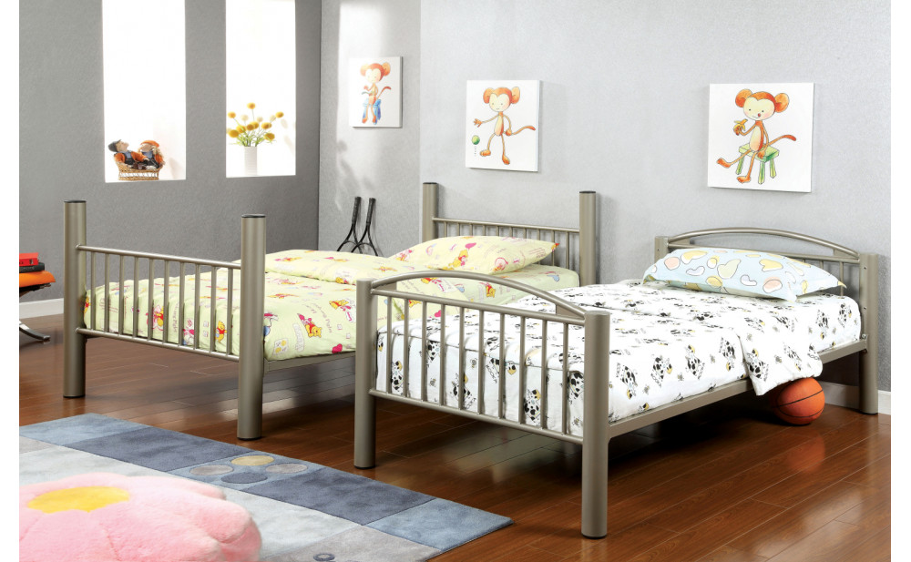Pimmel Metal Bunk Bed in Twin over Full