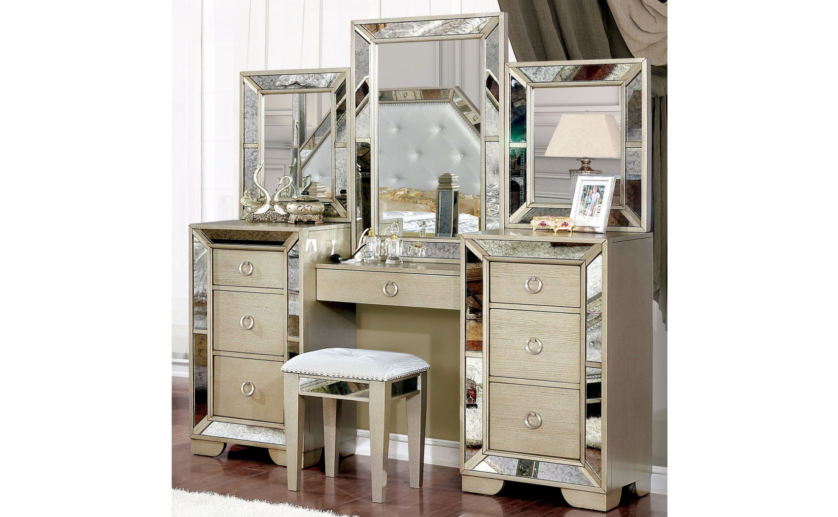 Stolte Glam 7-Drawer Vanity Set