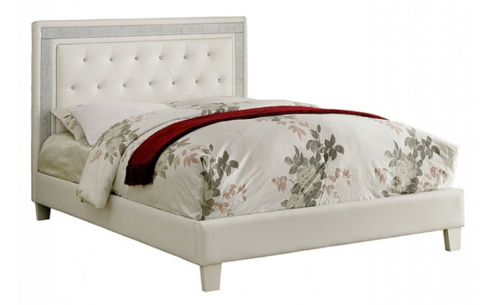 Bailey Leatherette Platform Bed in White
