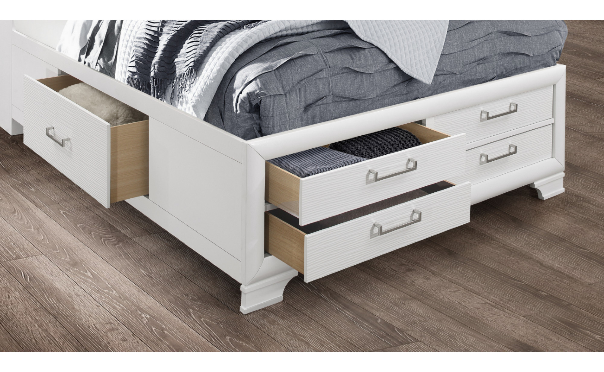 Jordyn Bedroom Set White Global Furniture USA