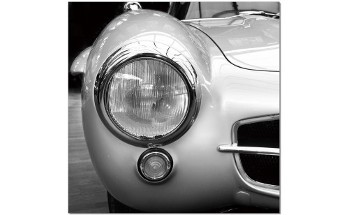 Race Wall Art Black / White J&M Furniture