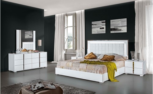 Alice Bedroom Set White Glossy / Leatherette J&M Furniture Alice Bedroom Set White Glossy / Leatherette J&M Furniture