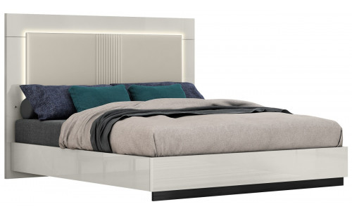 Bella Bed J&M Furniture