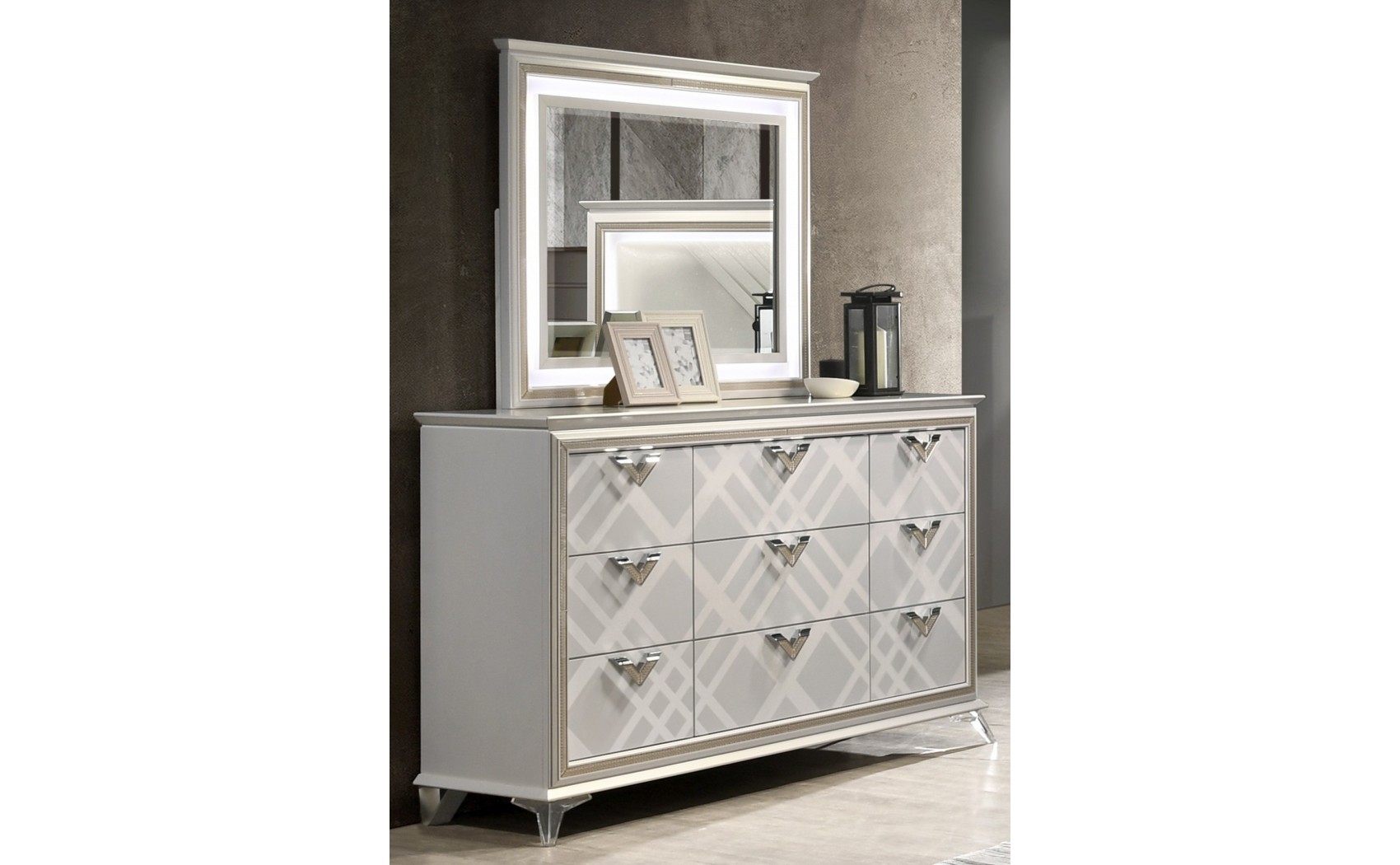 Brickfield Bed Silver Glossy / Leatherette J&M Furniture