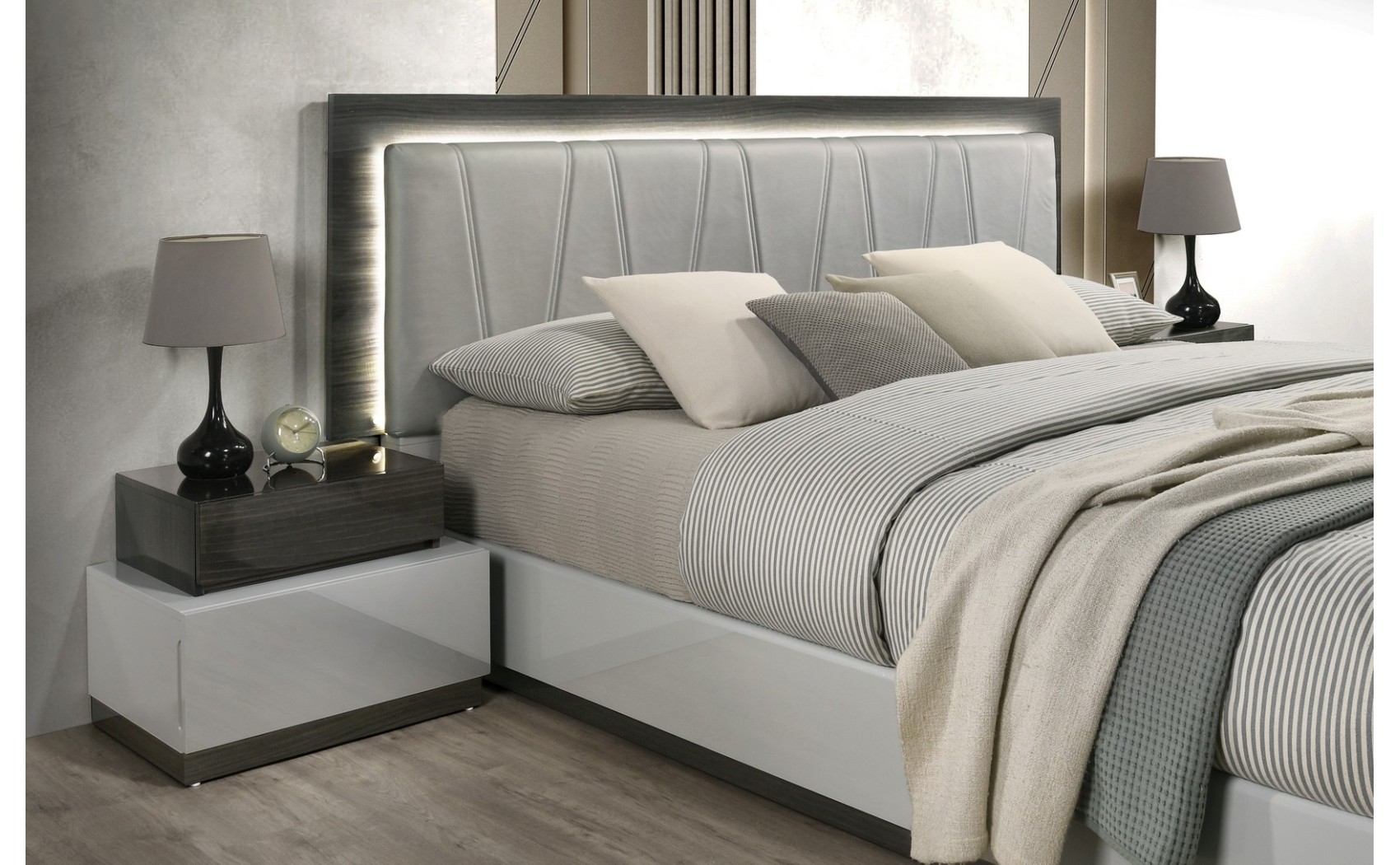 Cube Bed Grey / Dark Grey Glossy / Leatherette J&M Furniture