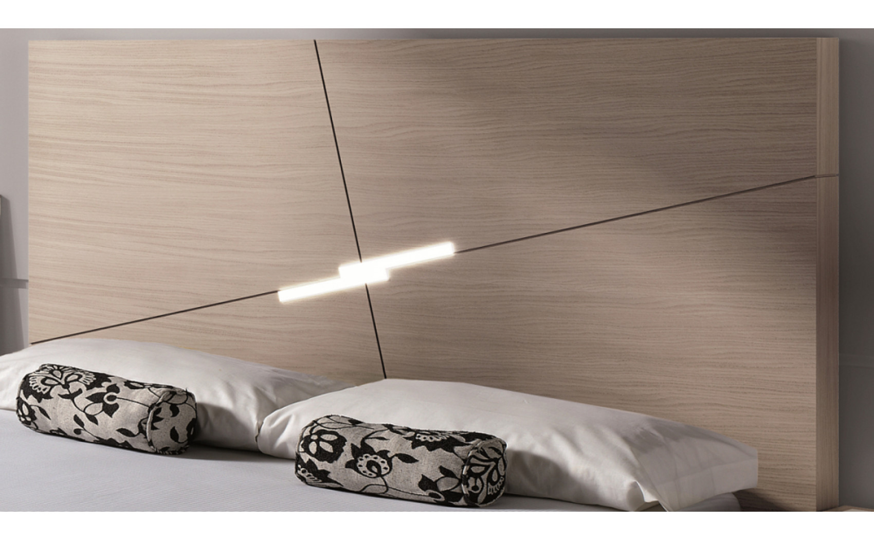 Evora Bedroom Set Natural Oak J&M Furniture
