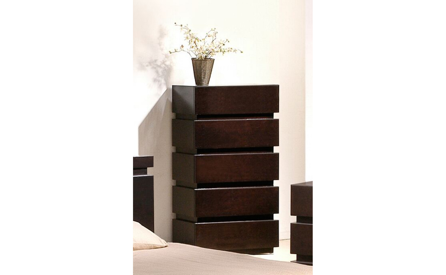 Knotch Nightstand Expresso J&M Furniture