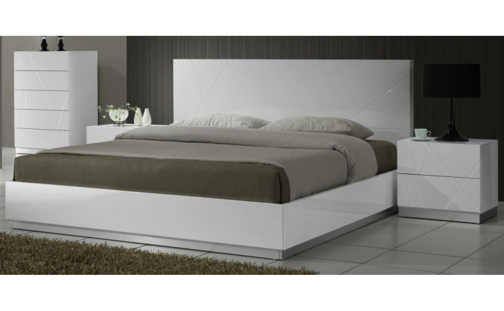 Naples Chest White Lacquer J&M Furniture