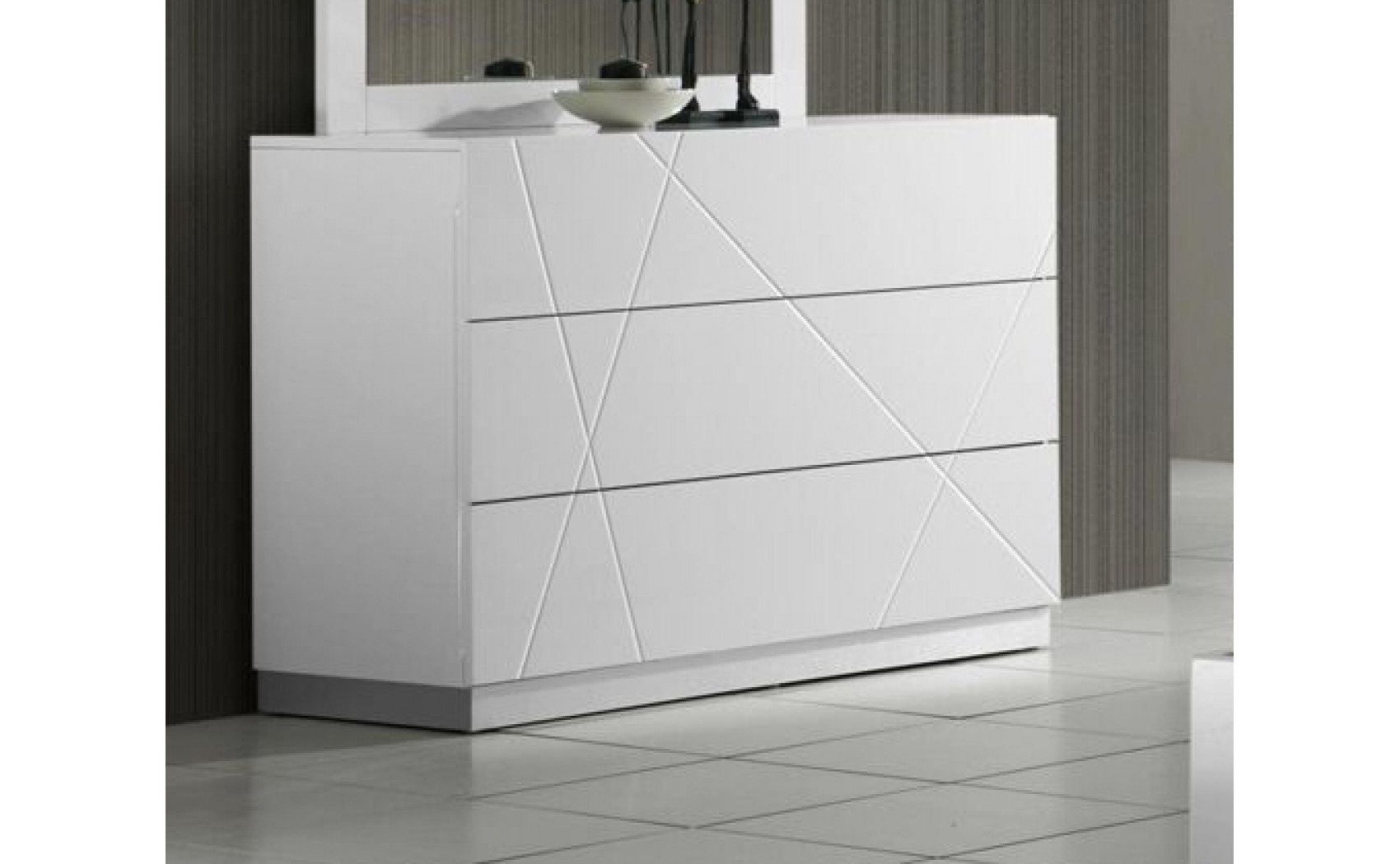 Naples Chest White Lacquer J&M Furniture