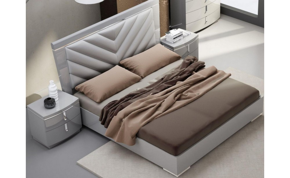New York Bedroom Set Grey J&M Furniture