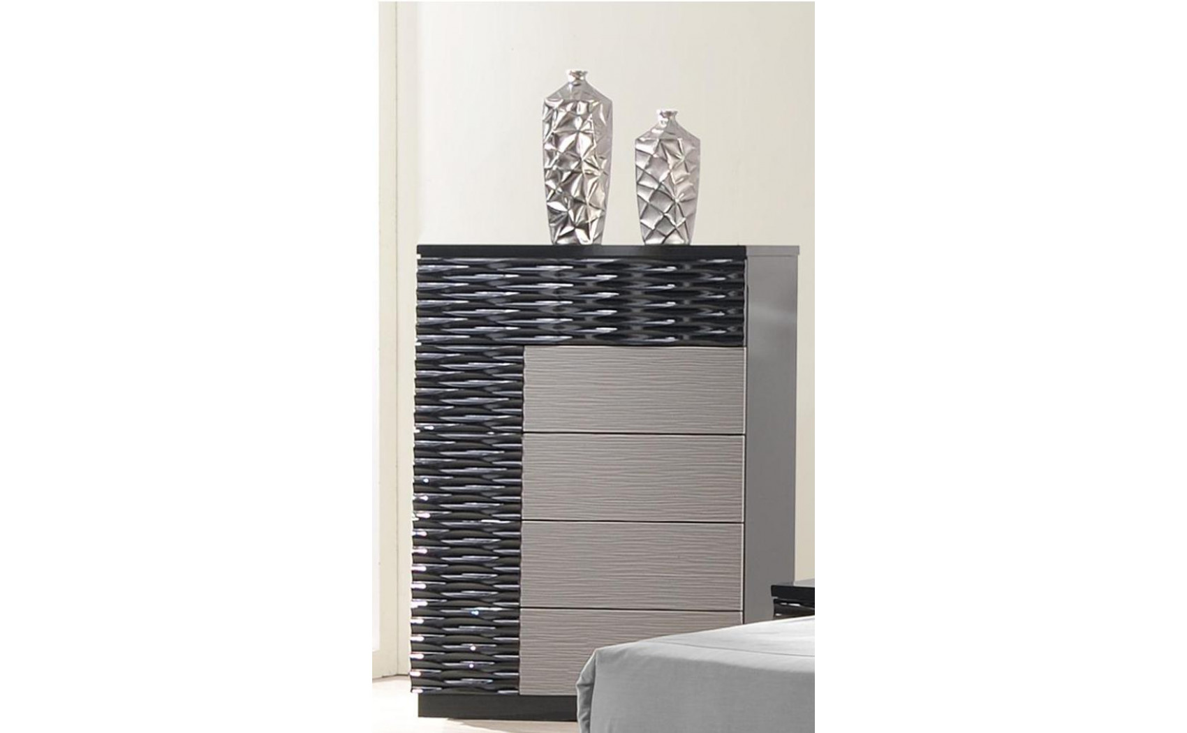 Roma Dresser & Mirror Black & Grey Lacquer J&M Furniture