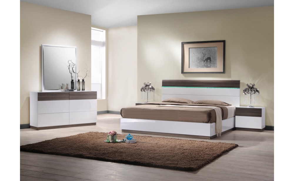 Sanremo A Bedroom Set Walnut Veneer J&M Furniture