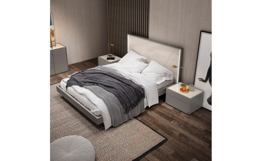 Sintra Bedroom Set Grey & White J&M Furniture