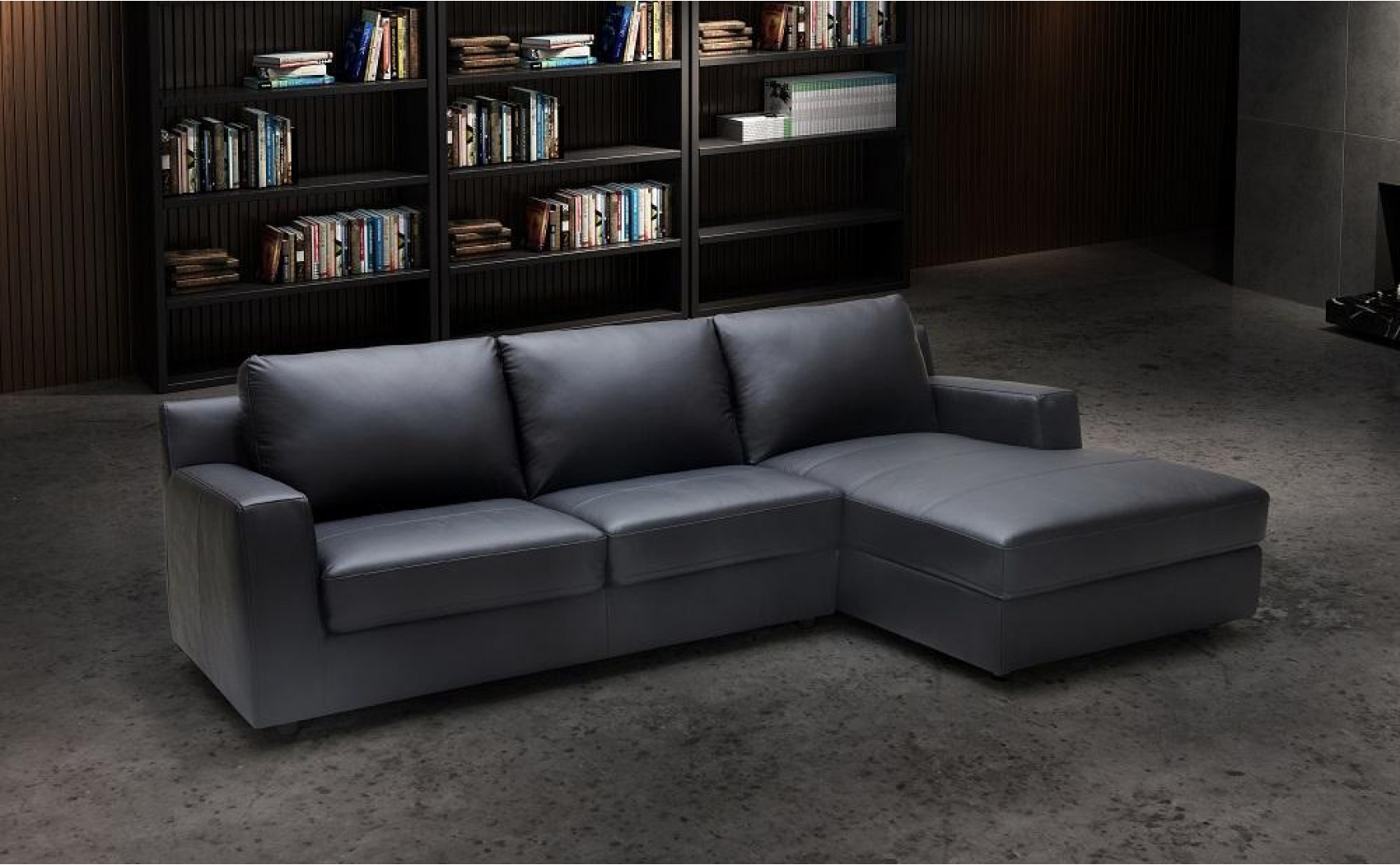 Elizabeth Premium Leather Sectional Black J&M Furniture