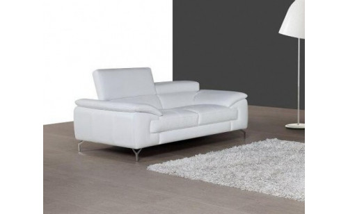 Jannette A973 Loveseat White J&M Furniture