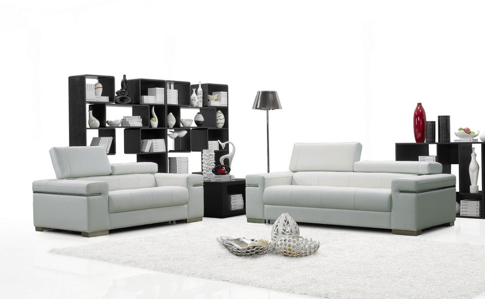 Soho Loveseat White J&M Furniture